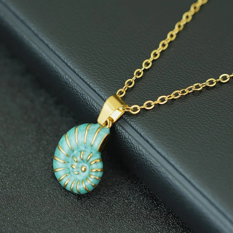 Ocean Conch Shell Pendant Necklace for Women - Stainless Steel Dripping Oil Collar Jewelry, 50cm