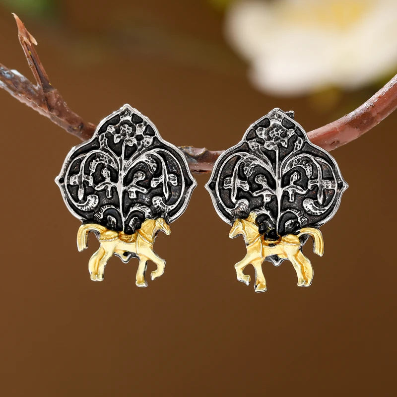 Three-Dimensional Horse-Shaped Floral Drop Earrings for Women - Stylish and Lightweight