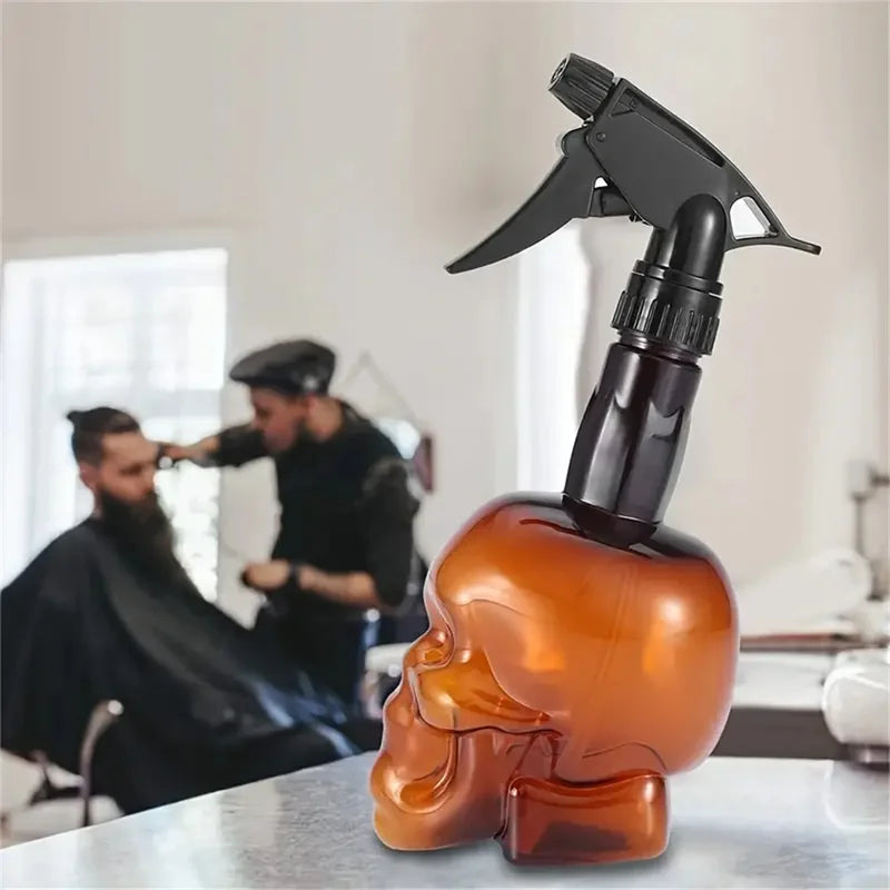 Skull-Shaped Plastic Spray Bottle 500ml for Hair & Tattoo Studio Decor