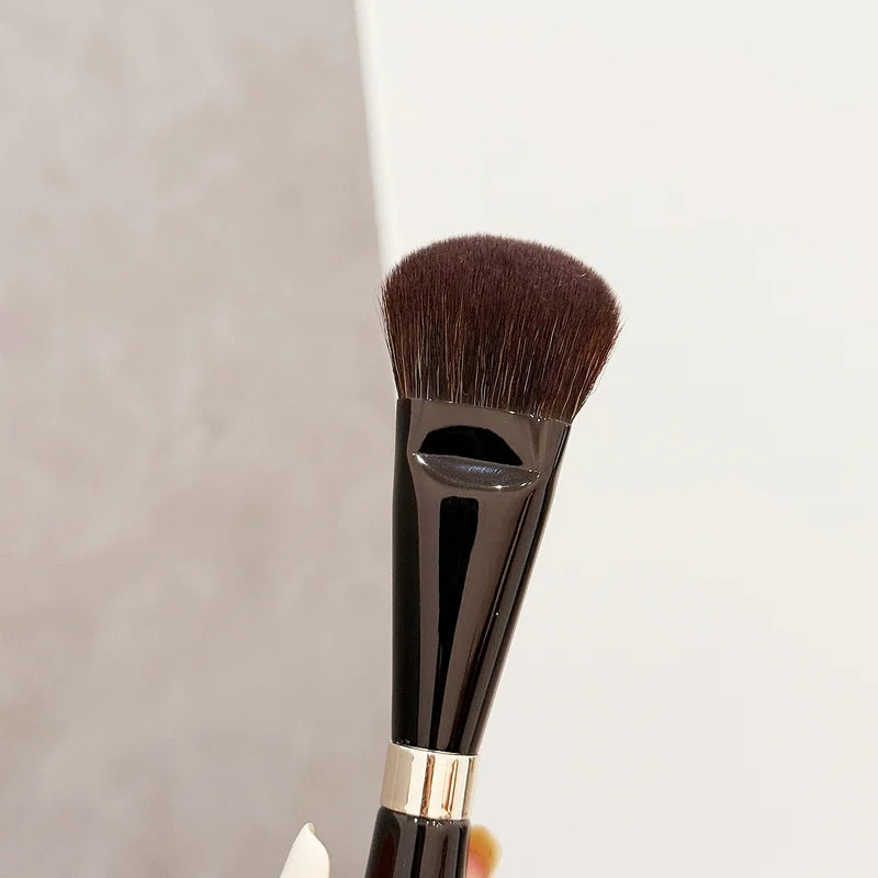 Angled Foundation Brush for Cream and Liquid Makeup - Soft Synthetic Hair