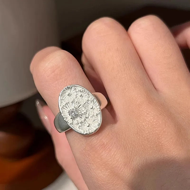 Vintage Daisy Flower Open Ring for Women Zircon Jewelry Gift Party Accessory
