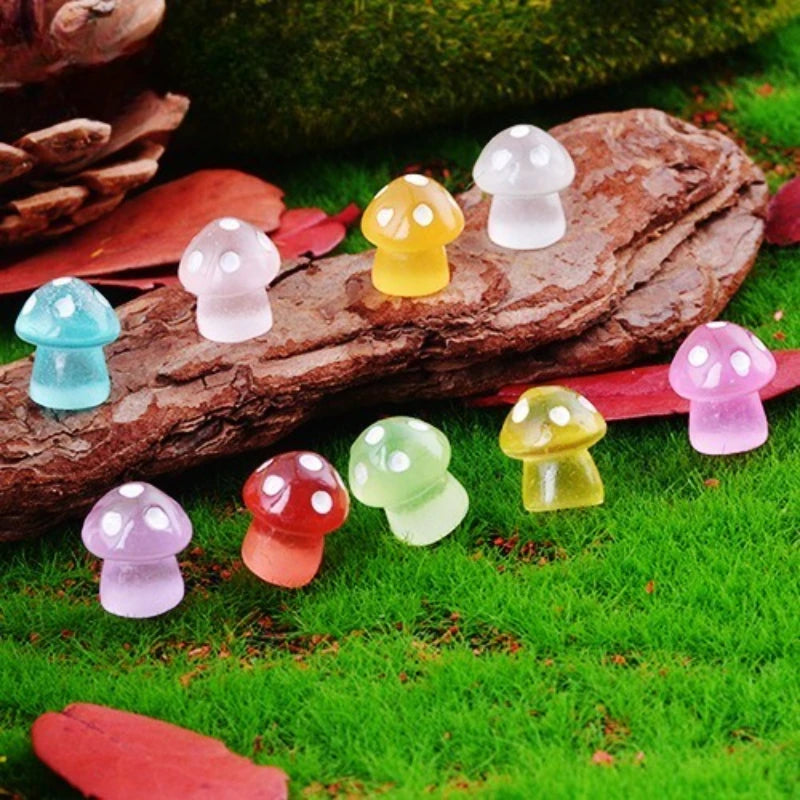 Luminous Mini Mushroom Figurines Glow-in-the-Dark Micro Landscape Decor Set