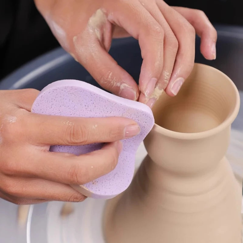 Heart-Shaped Ceramic Absorbent Sponge for Pottery and Crafting - Replenishing and Cleaning Tool