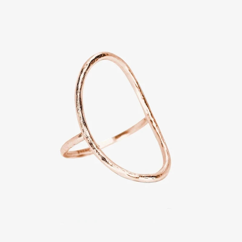 Geometric Hollow Oval Women's Ring - Modern Metallic Jewelry for Daily Wear