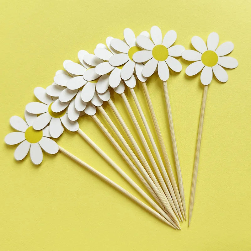 20pcs White Daisy Cake Toppers Flower Cupcake Decorations for Wedding Birthday