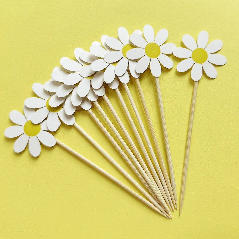 20pcs White Daisy Cake Toppers Flower Cupcake Decorations for Wedding Birthday
