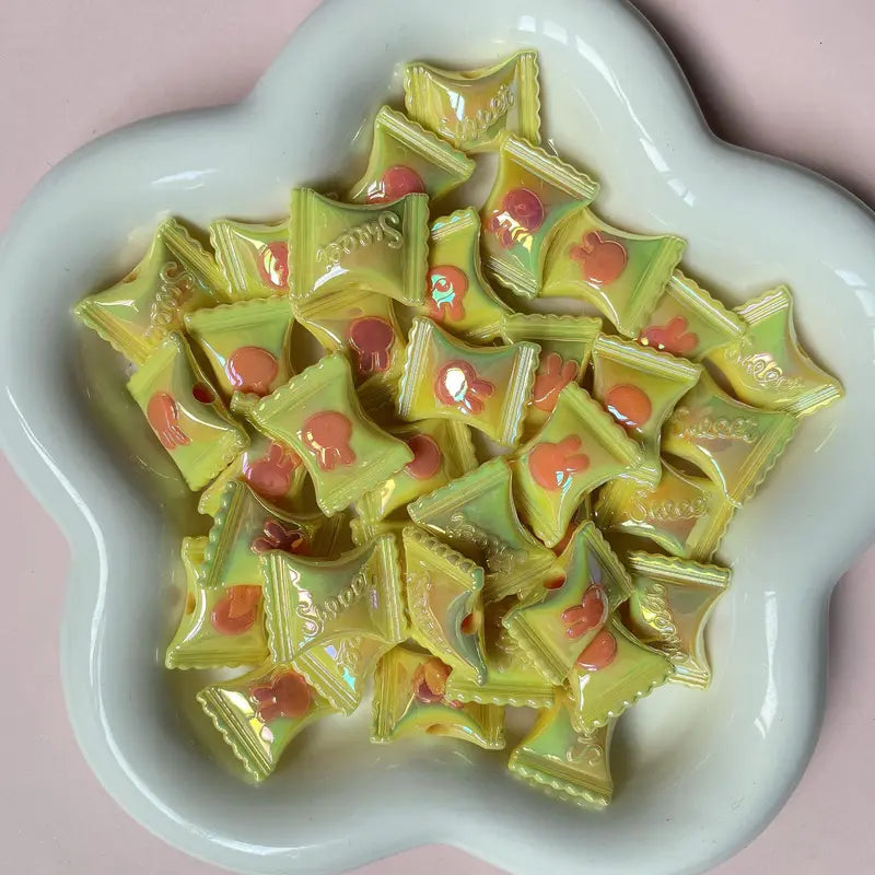 17x21mm Acrylic Beads 10pcs Colored Candy Beads with Rabbit Head Pattern for Jewelry Making