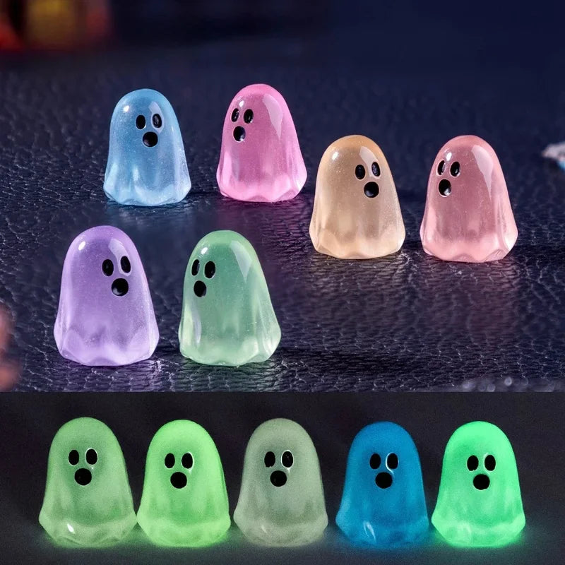 Luminous Ghost Figures - Glowing Mini Action Figures for Halloween Decor, 10/20/50pcs