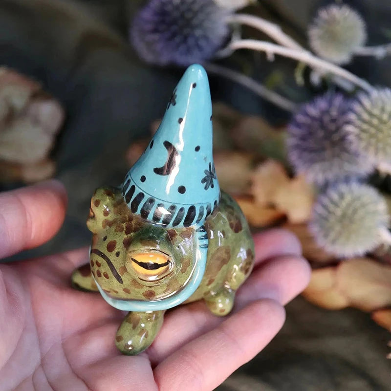 Cute Frog Garden Statue with Witch Hat - Hand-Painted Resin Outdoor Decor