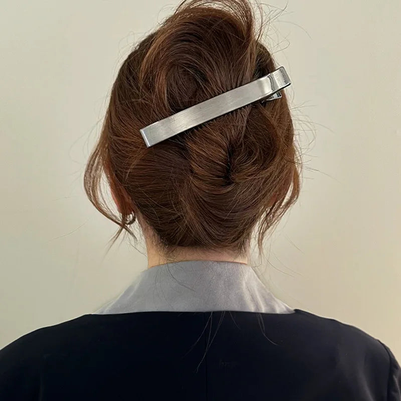 Elegant Hair Clips for Women and Girls Metal Claw Barrettes Fashion Accessories