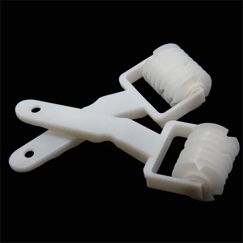Pizza Lattice Roller Cutter Baking Tool for Dough and Pastry