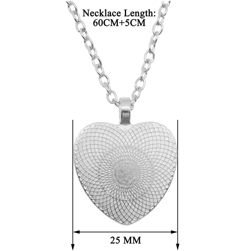 Heart-Shaped Pendant Necklace with Cross-Border Girl Group Style Chain – Gift for Fans