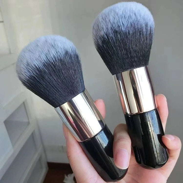 Large Powder Foundation Brush - Multi-Functional Makeup Tool for Face & Contouring