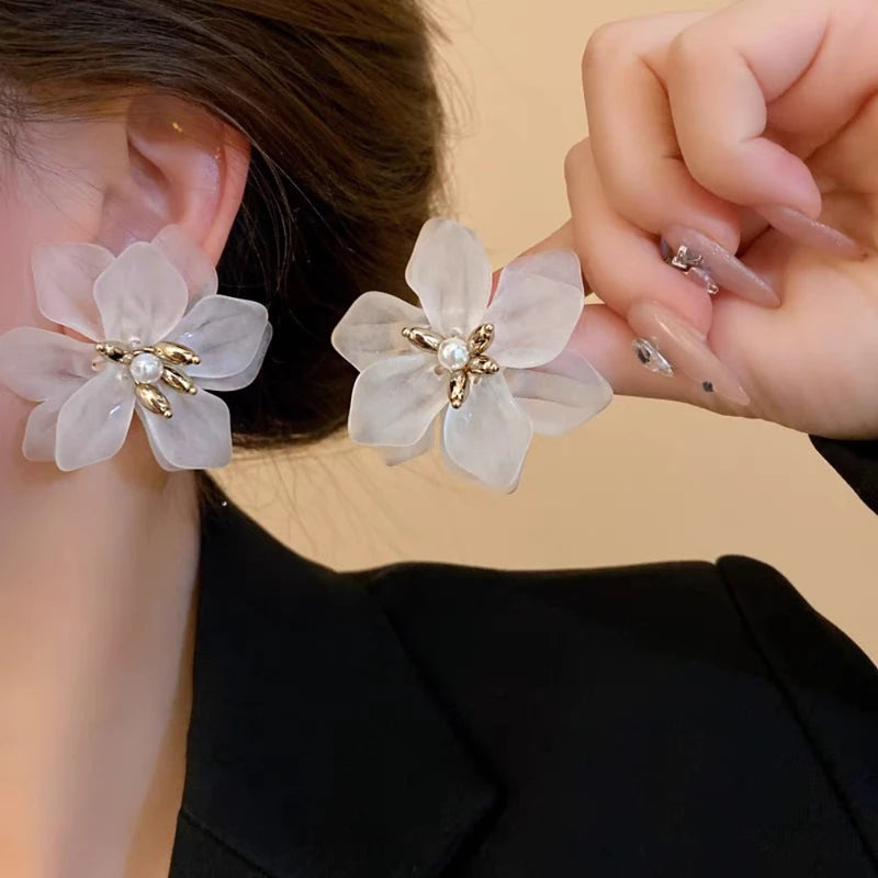 Pink Translucent Flower Petal Stud Earrings for Women - Summer Jewelry Accessories