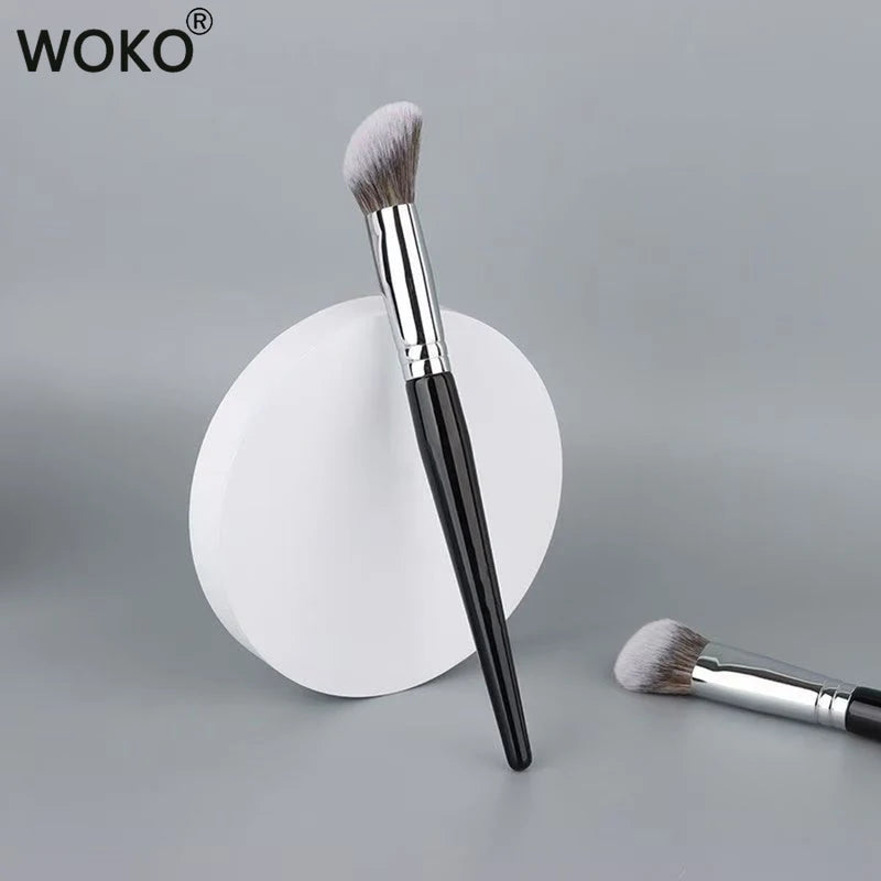 Cream Blush Brush for Fingertip & Stippling Application - Synthetic Hair Makeup Tool