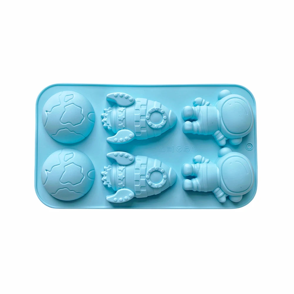 Creative Space Theme Silicone Cake Mold 6-Chamber 3D Astronaut Rocket Earth for Baking