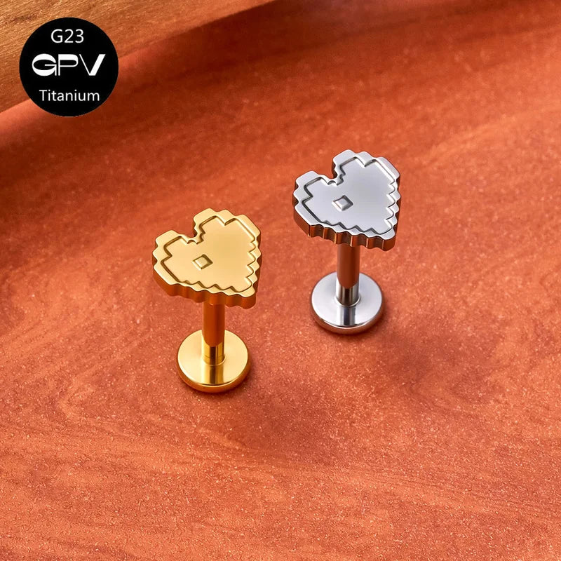 Titanium Ear Studs for Men and Women - Heart-Shaped Cartilage Jewelry