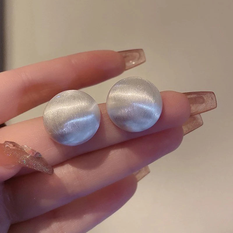 Simple Geometric Round Stud Earrings for Women - Trendy Retro Jewelry