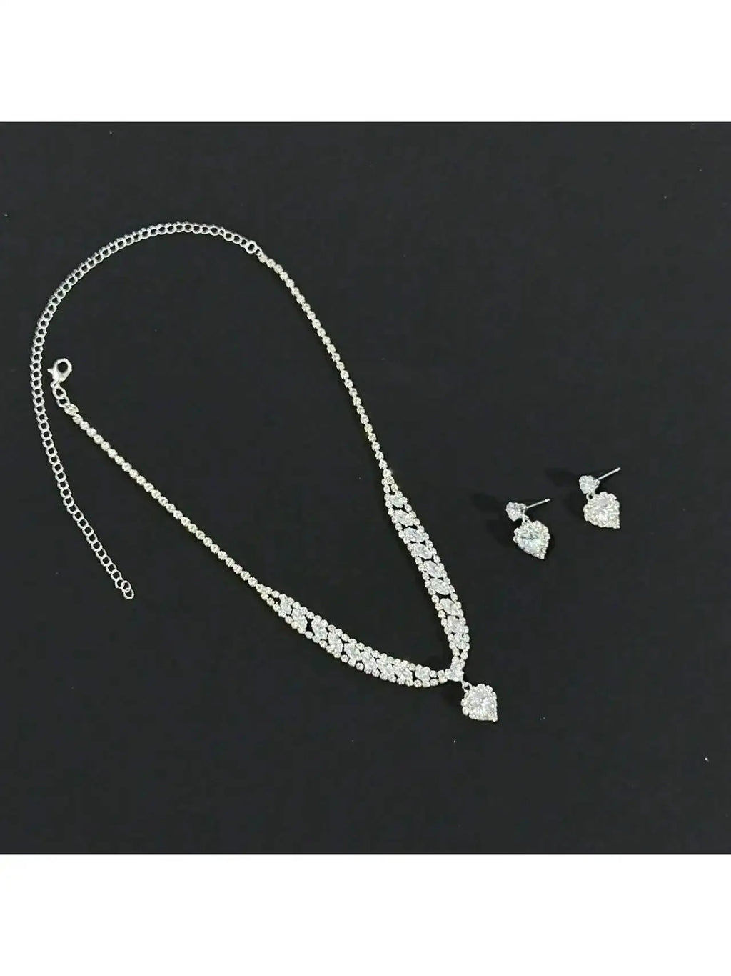 3pcs Zirconia Jewelry Set Earrings Necklace Clavicle Chain Light Luxury