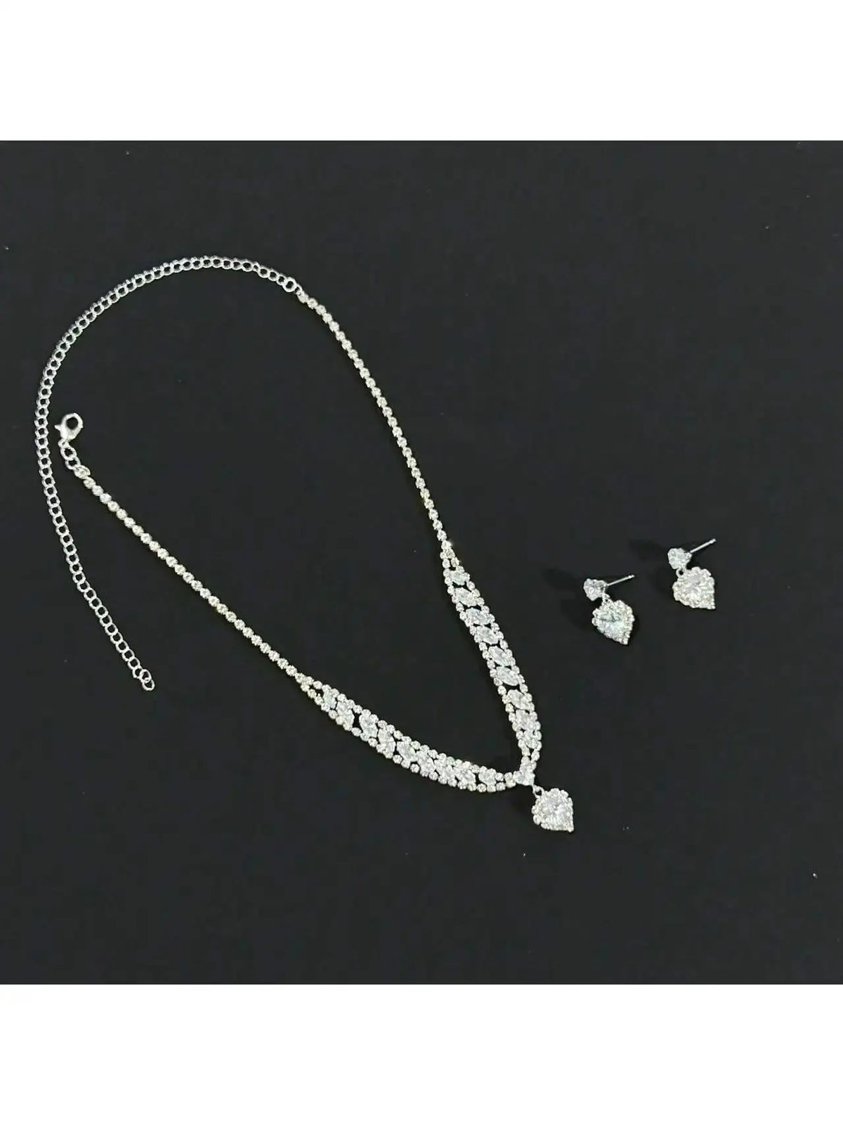 3pcs Zirconia Jewelry Set Earrings Necklace Clavicle Chain Light Luxury