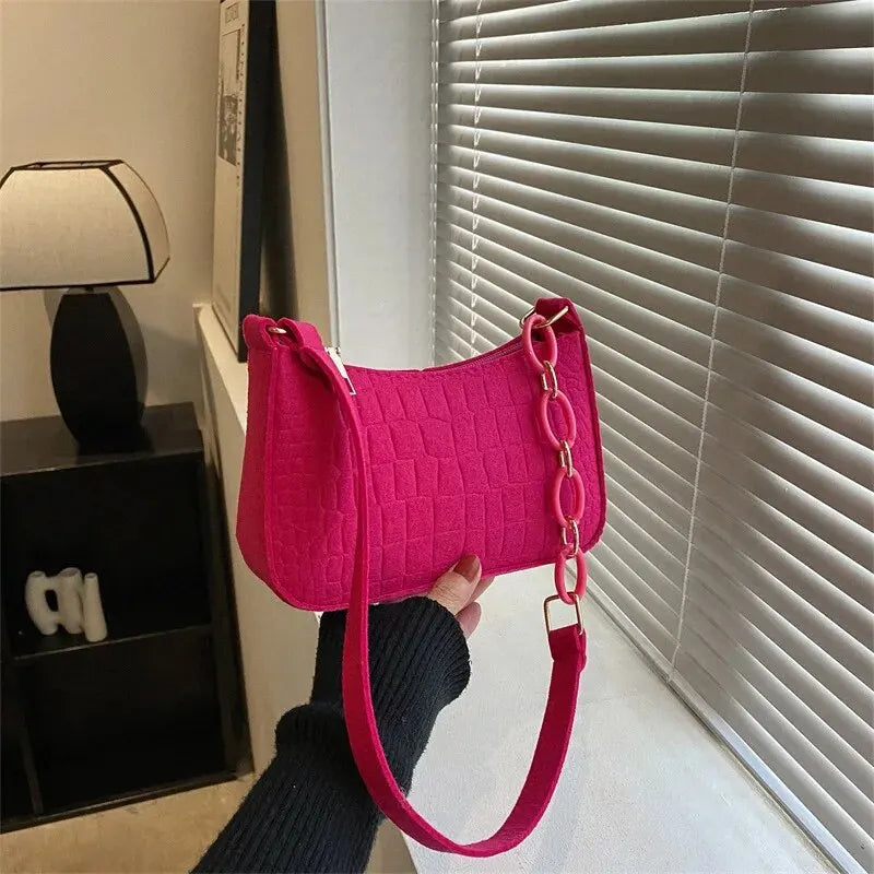 Retro Small Square Shoulder Bag for Autumn 2024 - Casual Handheld Underarm Crossbody