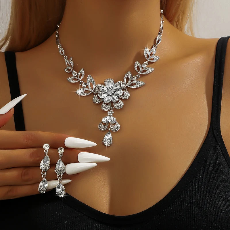 Women’s Fashion Jewelry Set Necklace Earrings Gift for Weddings Parties & Festivals