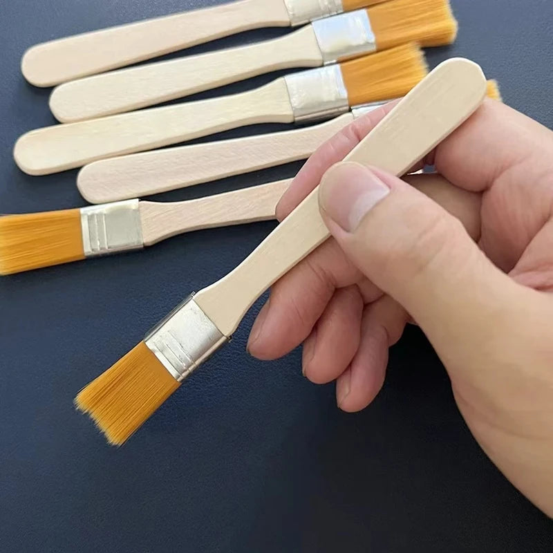 10Pcs Wooden Handle Nylon Bristle Paint Brushes for Oil Painting & Cleaning