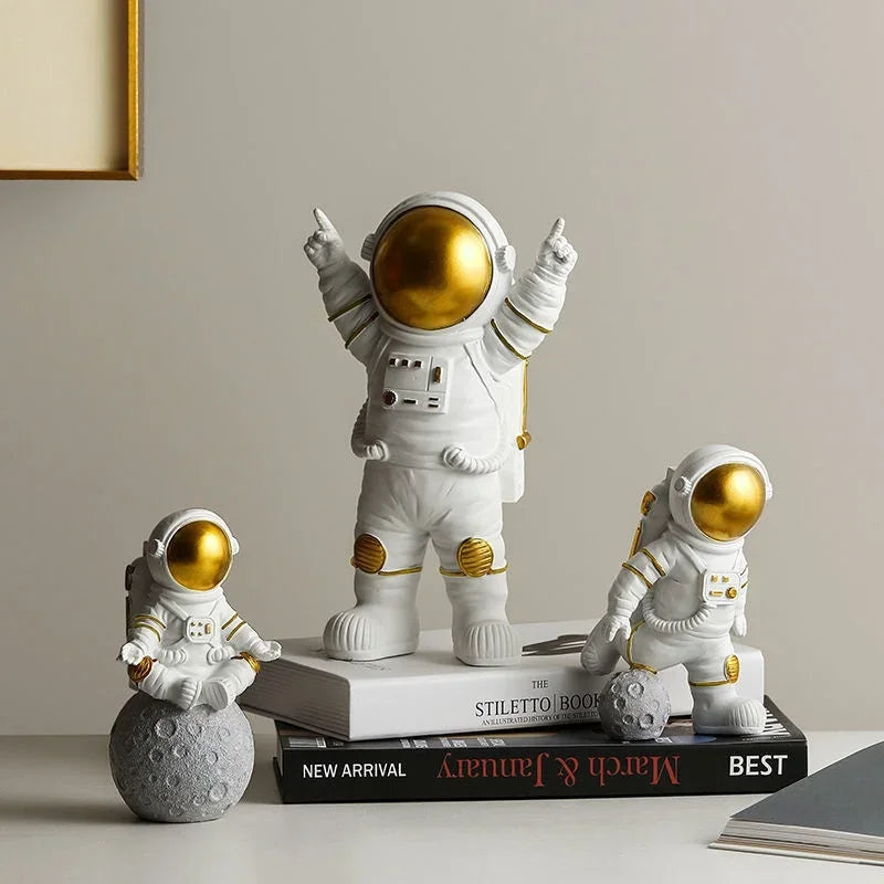 3-Piece Astronaut Desktop Decoration Set - Cute Model Little Astronauts for Car & Home