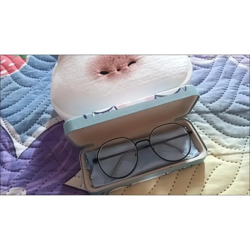 Hatsune Miku Sunglasses Case - Anti-Pressure Carry-On Eyewear Storage for Students