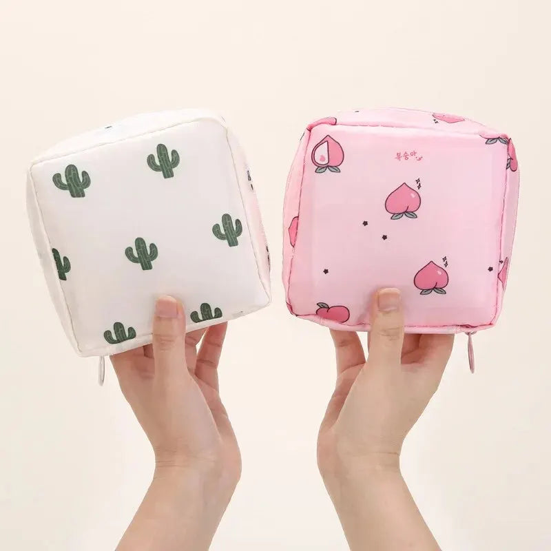 Women Waterproof Sanitary Napkin & Tampon Storage Bag - Portable Organizer with Cartoon Pattern