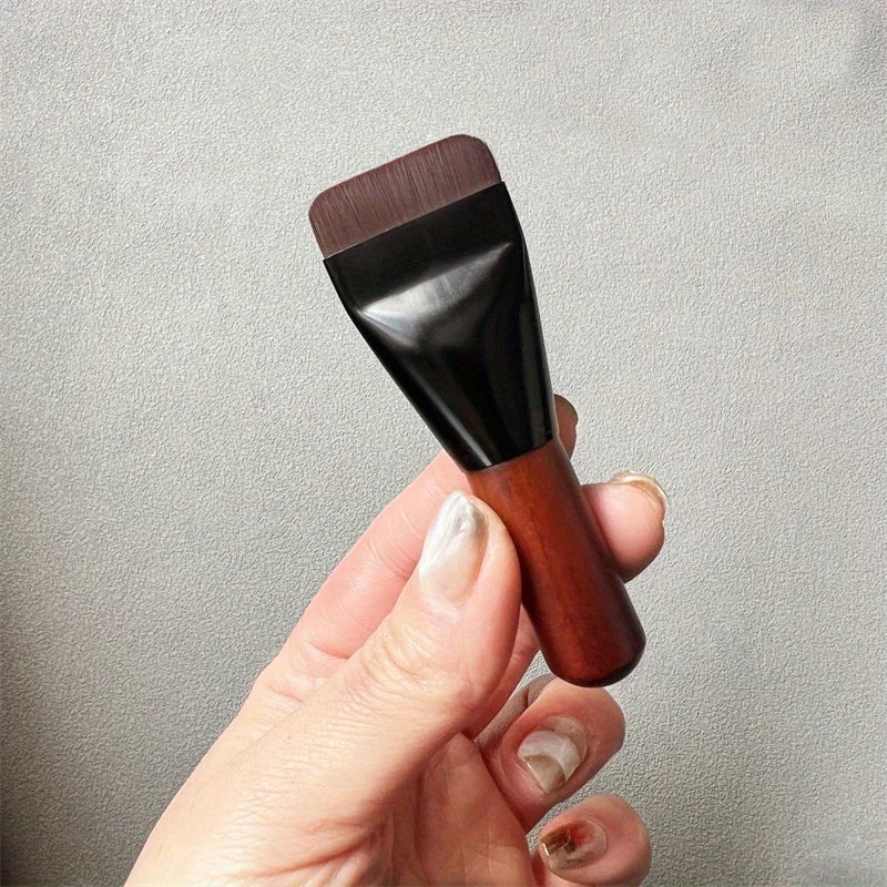 Flat Head Foundation Brush Makeup Tool for Face Contouring & Blending