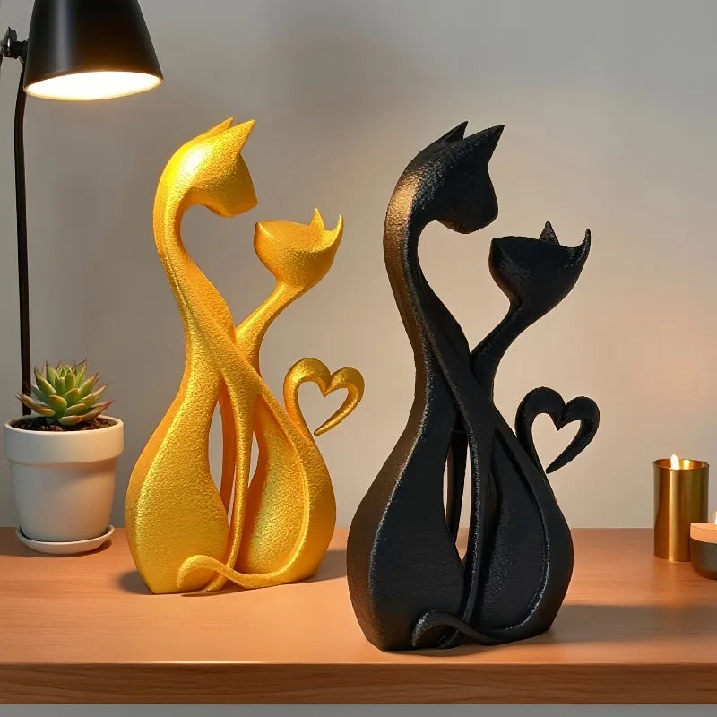 Elegant Cat Sculpture Ornament - Heart-Shaped Retro Home Decor Gift