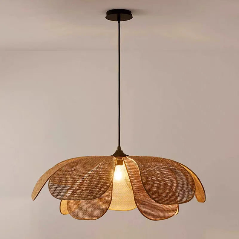 Rattan Flower Pendant Light - Woven Ceiling Lamp for Living & Dining Rooms