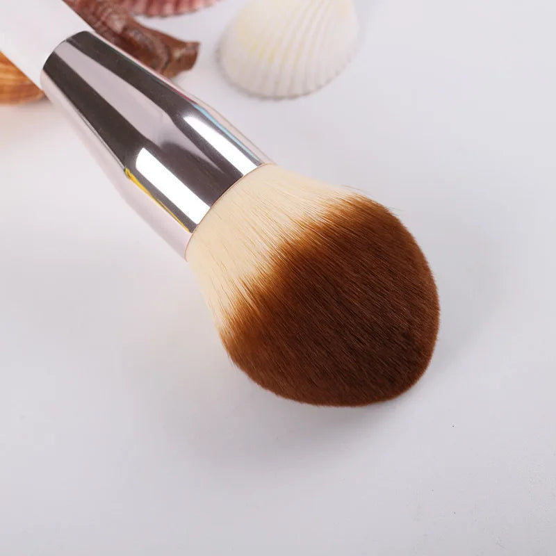 Large Loose Powder Brush for Makeup, Contour & Blush - Soft Hair Cosmetic Tool