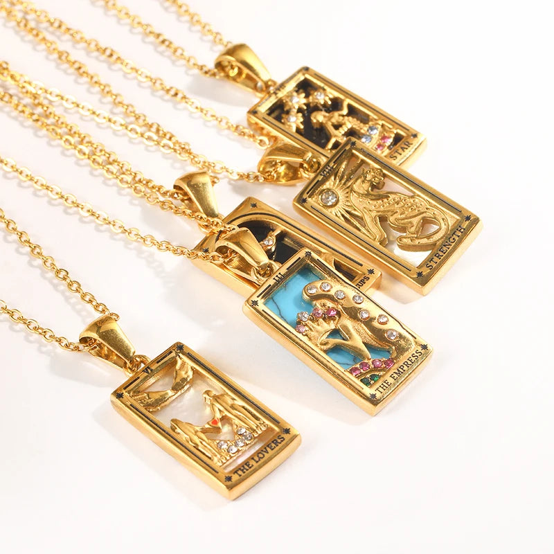 Tarot Queen Lover Moon Necklace - Tarnish-Free Stainless Steel Jewelry 18K Gold Plated
