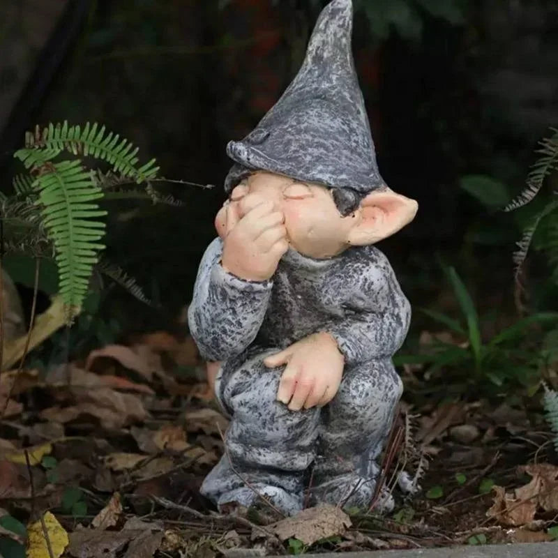 Funny Gnome Garden Statue - Dwarf Taking A Shit Lawn Decoration Resin Craft