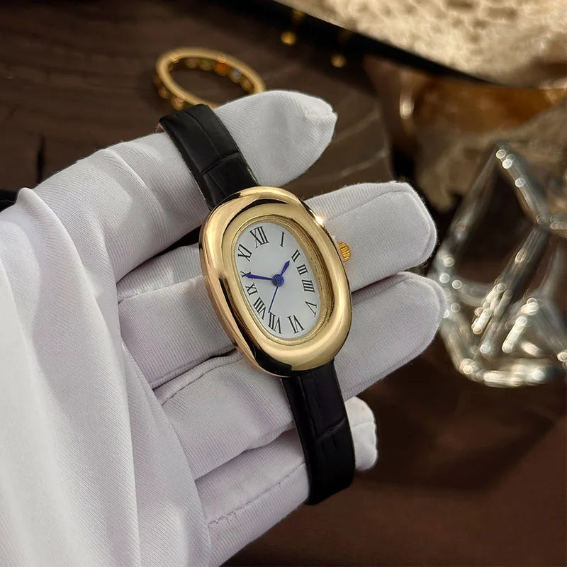 Oval Vintage-Style Ladies' Quartz Wristwatch with Leather Band