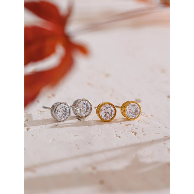 High-Grade AAA Cubic Zirconia Round Stud Earrings in Stainless Steel – Luxury Jewelry