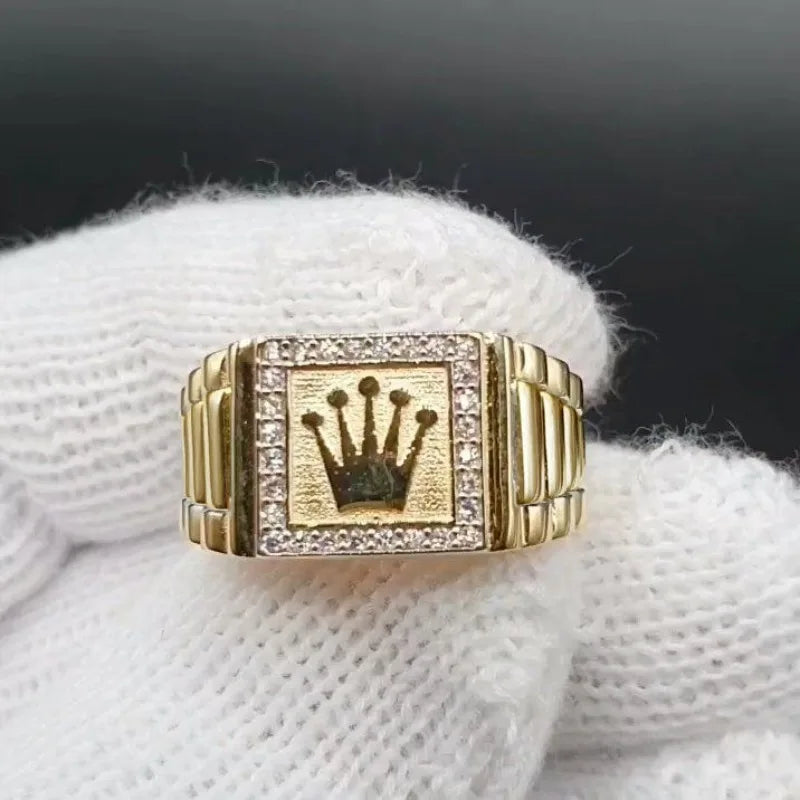 Luxury Men's Zircon Inlaid Gold Ring with Crown Pattern - Multiple Sizes
