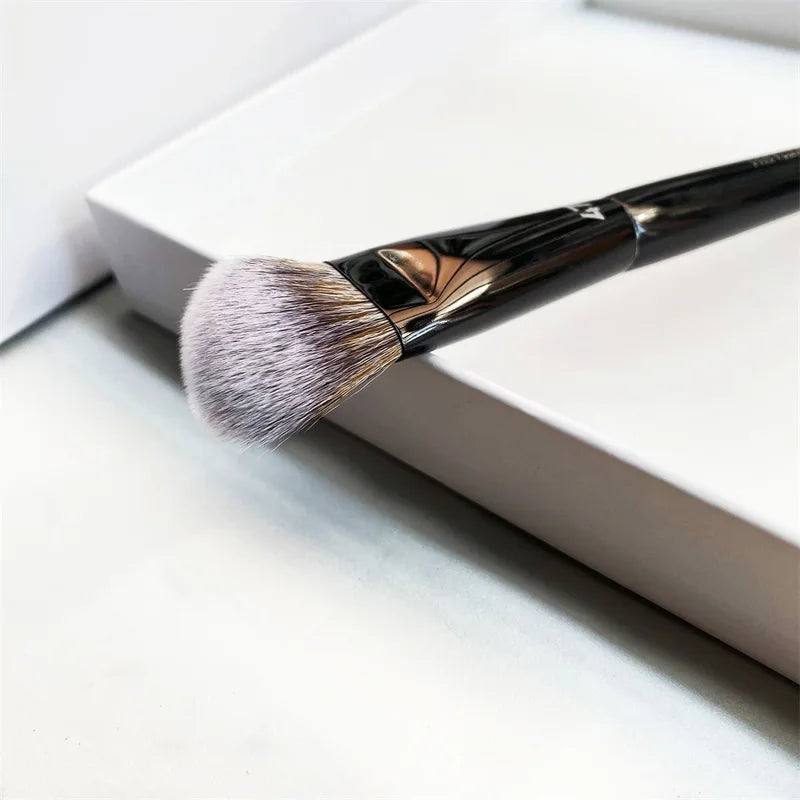 Angled Foundation Brush for Seamless Liquid & Cream Makeup - PRO Collection