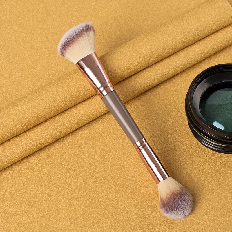 Double-Ended Foundation Makeup Brush for Liquid, Powder & Concealer