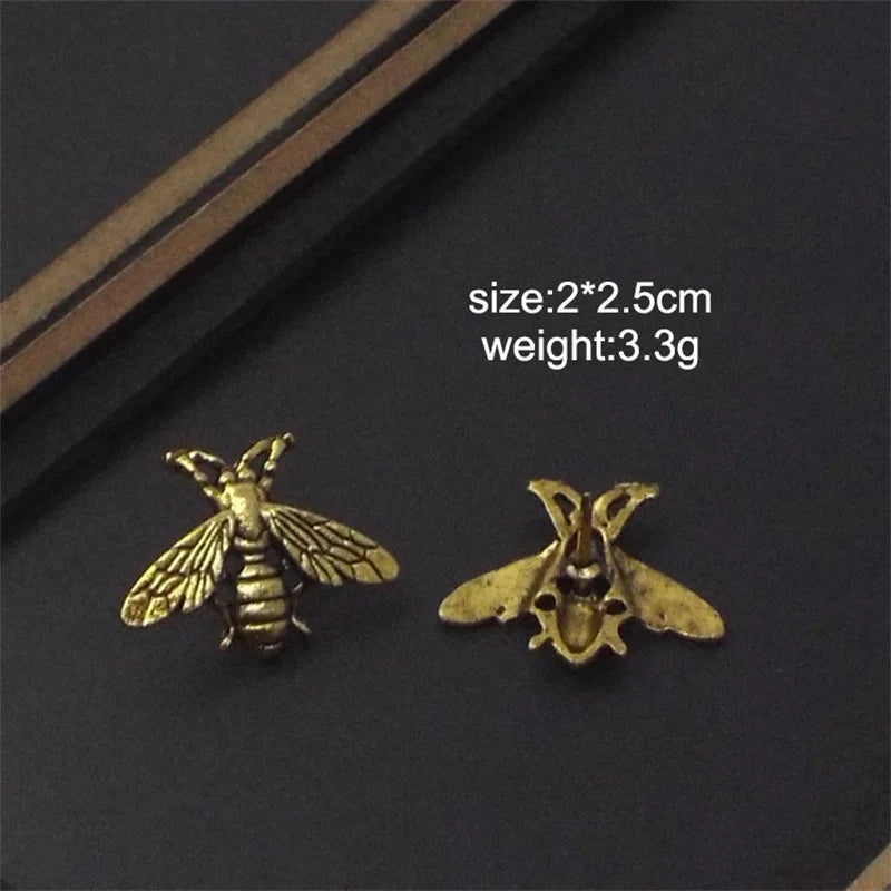 Vintage Bee Brooch Pin for Men Women Retro Animal Jewelry Accessory Gift
