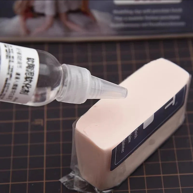 30ml Polymer Clay Softener Oil - DIY Sculpting & Surface Smoothing Aid