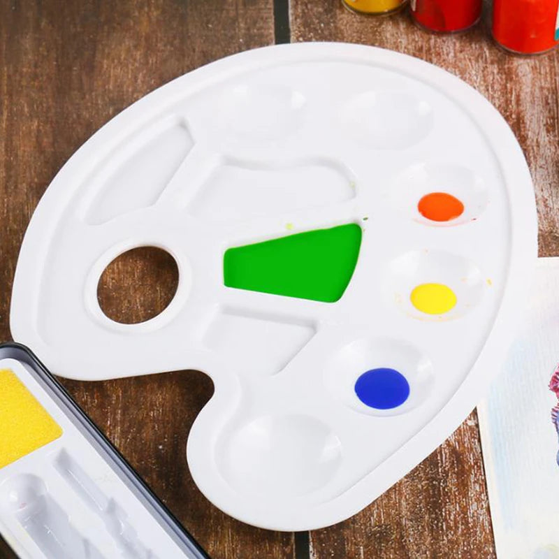 Reusable Plastic Painting Palette for Artists and Art Enthusiasts