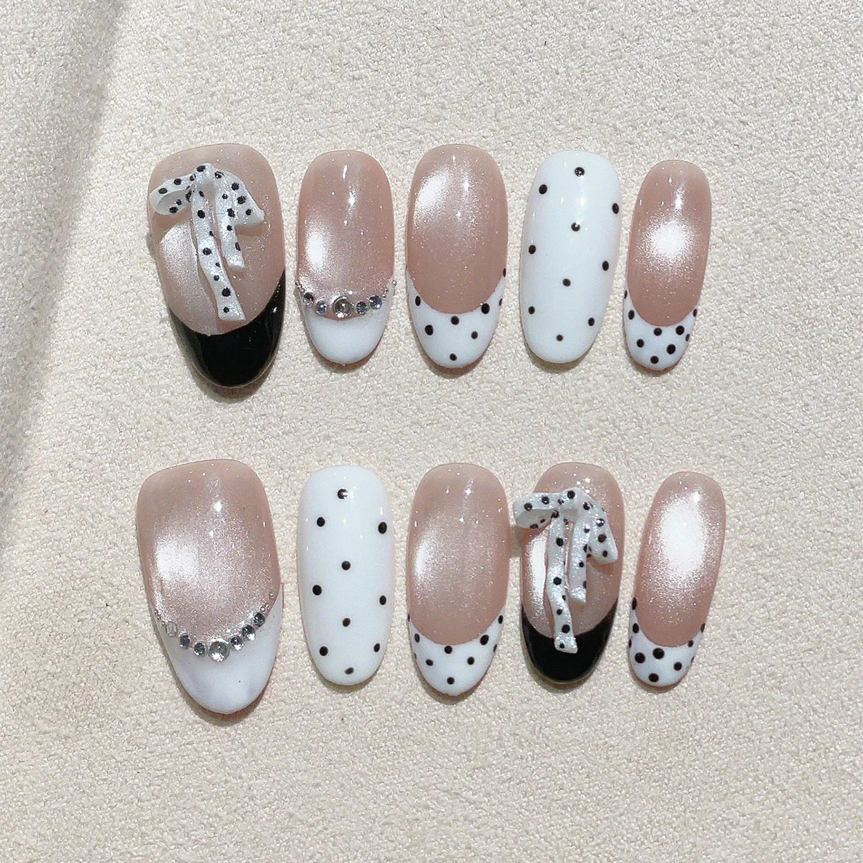 Medium Oval Press On Nails Kit - Nude & White Fake Nail Art, Gentle & Elegant, Bow Design, 10 Pieces