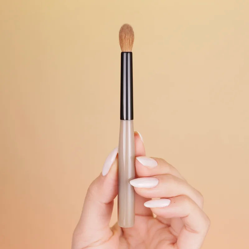 Professional Handmade Makeup Brush with Kolinsky Hair - Eye Shadow Brush