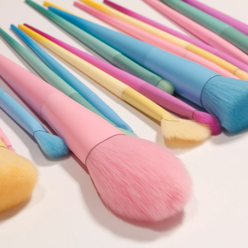 17-Piece Makeup Brush Set with Foundation Blenders and Eye Brushes