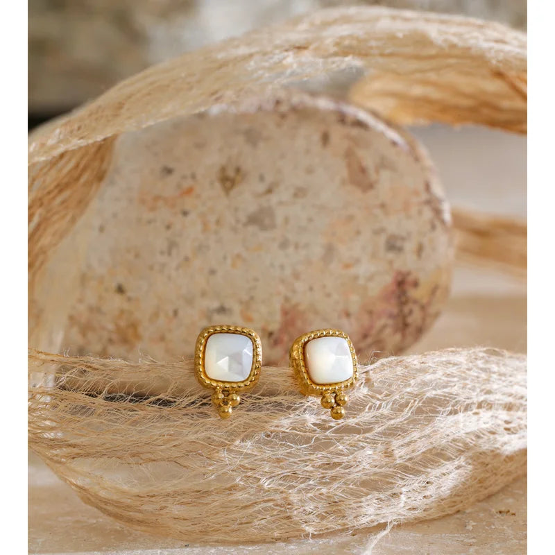 Square Stud Earrings with African Jade Agate Stone in Gold & Silver Tones – Women’s Retro Jewelry