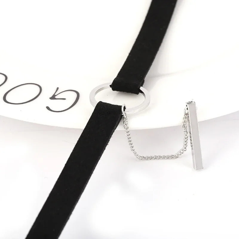 Dainty Velvet Choker Necklace for Women - Boho Circle Pendant Jewelry