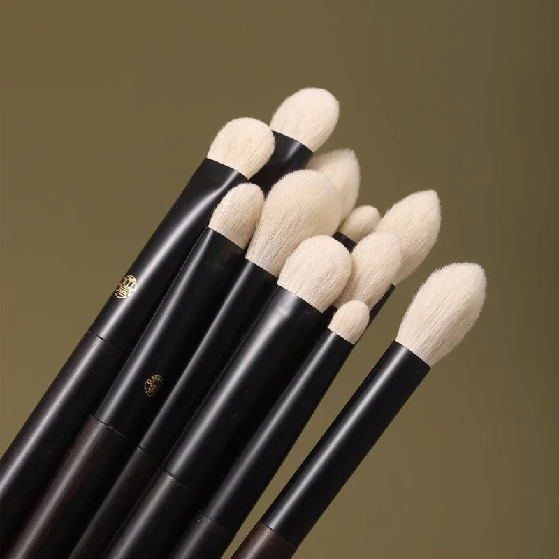 Professional Makeup Brushes Set - Soft White Lynx Hair Eye Shadow Blending & Contour Brushes